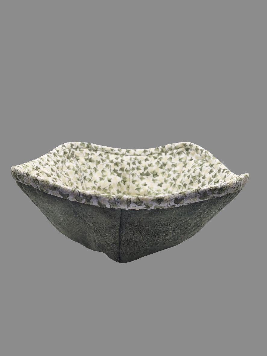 Hunter Green Bowl Cozy with green ivy lining (Medium)